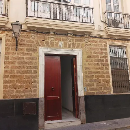 Privada Con Bano. Cádiz